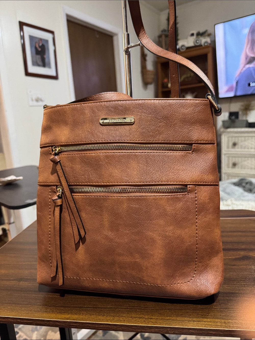 Bostanten Tan Crossbody Bag with Front Zip Pockets